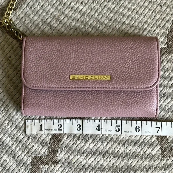 Bandolino chain link wristlet tri fold pink wallet - Picture 4 of 11